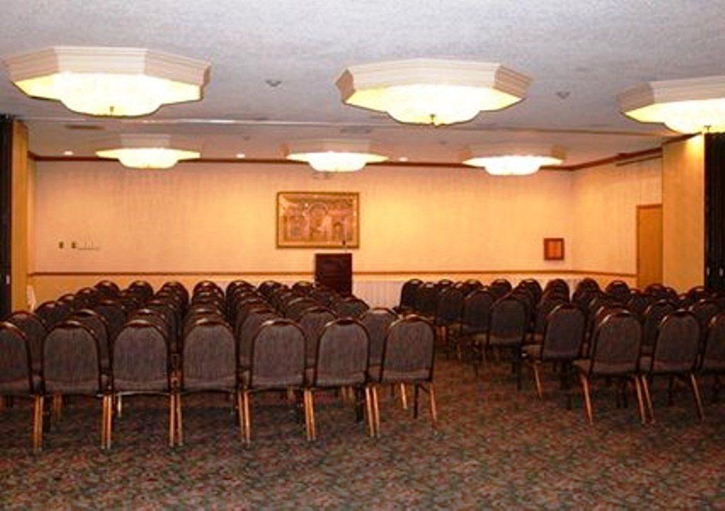 Clarion Inn Conference Center 莫德斯托 外观 照片