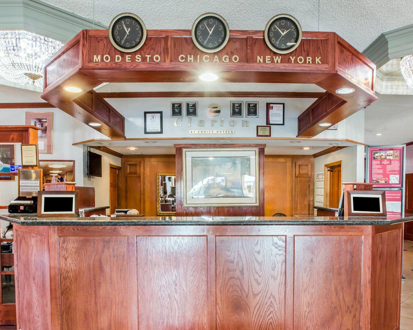 Clarion Inn Conference Center 莫德斯托 外观 照片