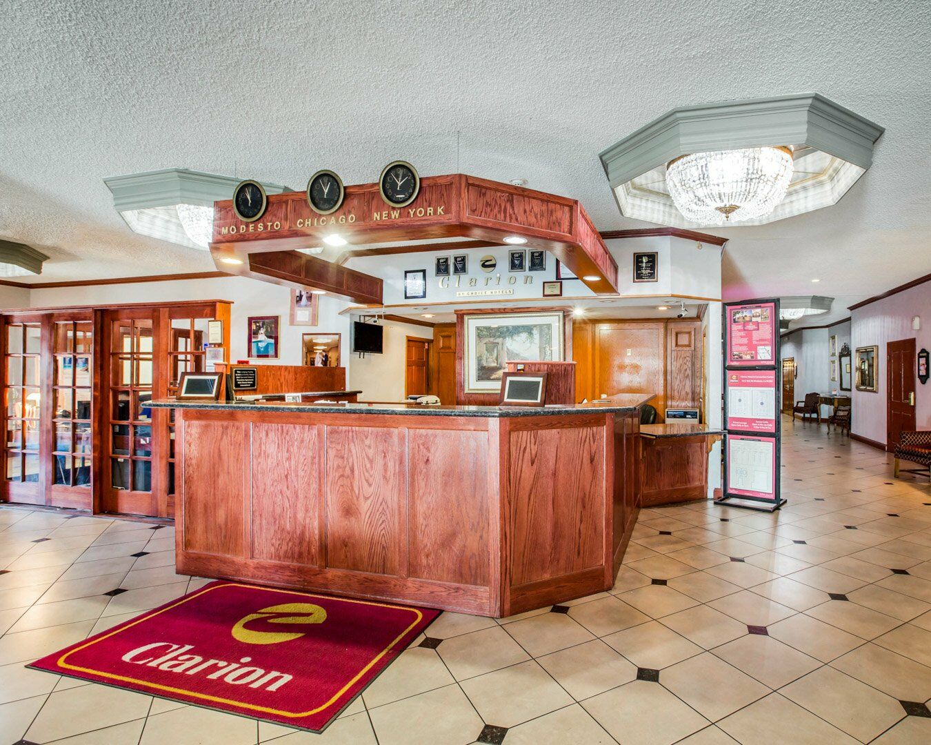 Clarion Inn Conference Center 莫德斯托 外观 照片